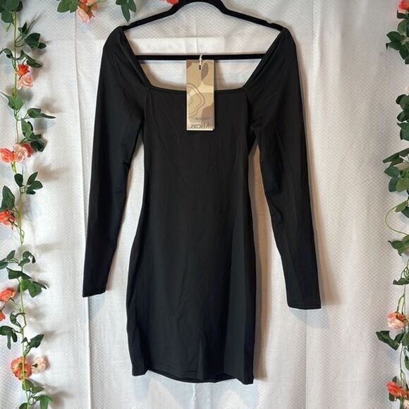 Micas Tie Waist Twisted Front Mini Black Dress Size Large — image 8 of 8